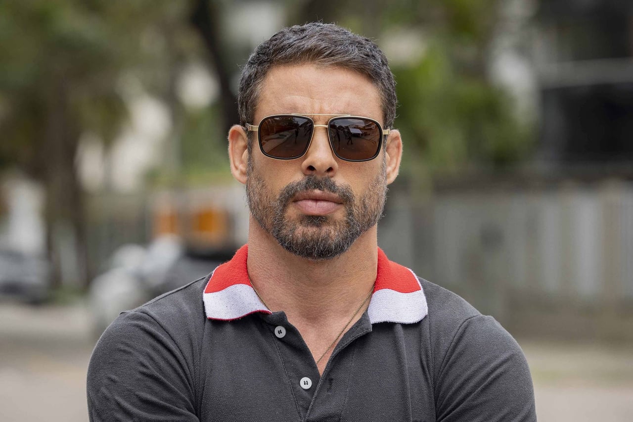 Cauã Reymond garante exibição de 'Jogada de Risco' na TV aberta