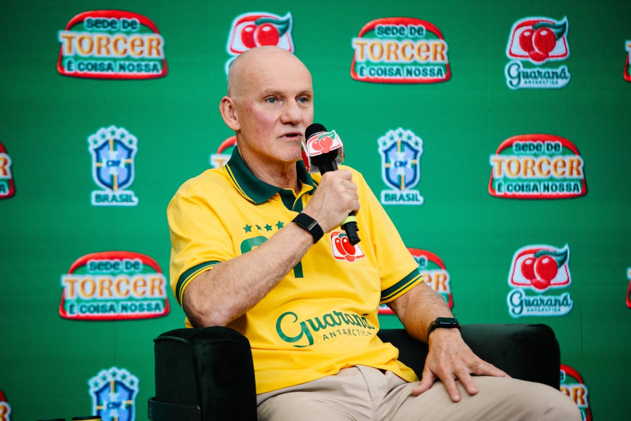 Taffarel minimiza falha de Bento e aposta em Alisson para 2026